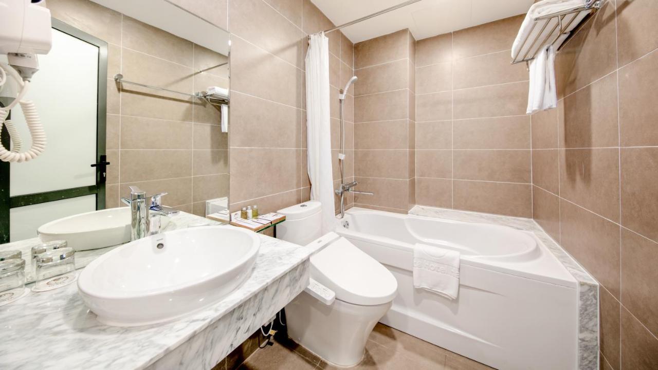 Nesta Serviced Apartment Ly Thuong Kiet ฮานอย ภายนอก รูปภาพ